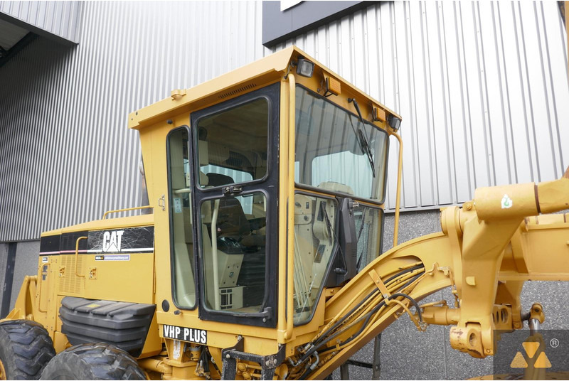 Grader Caterpillar 12H: gambar 19