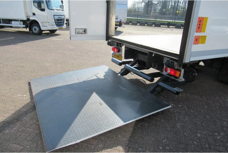 Truk box Volvo FL 250 Bakwagen + 6 deuren + Laadklep 2000 kg: gambar 17