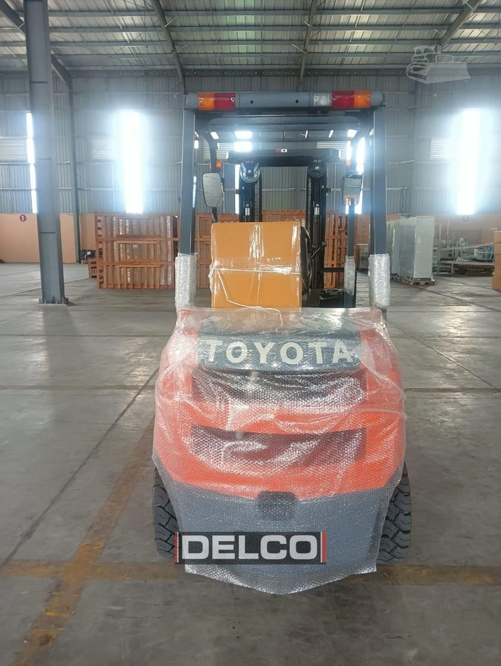 Forklift baru TOYOTA FDZN30: gambar 13