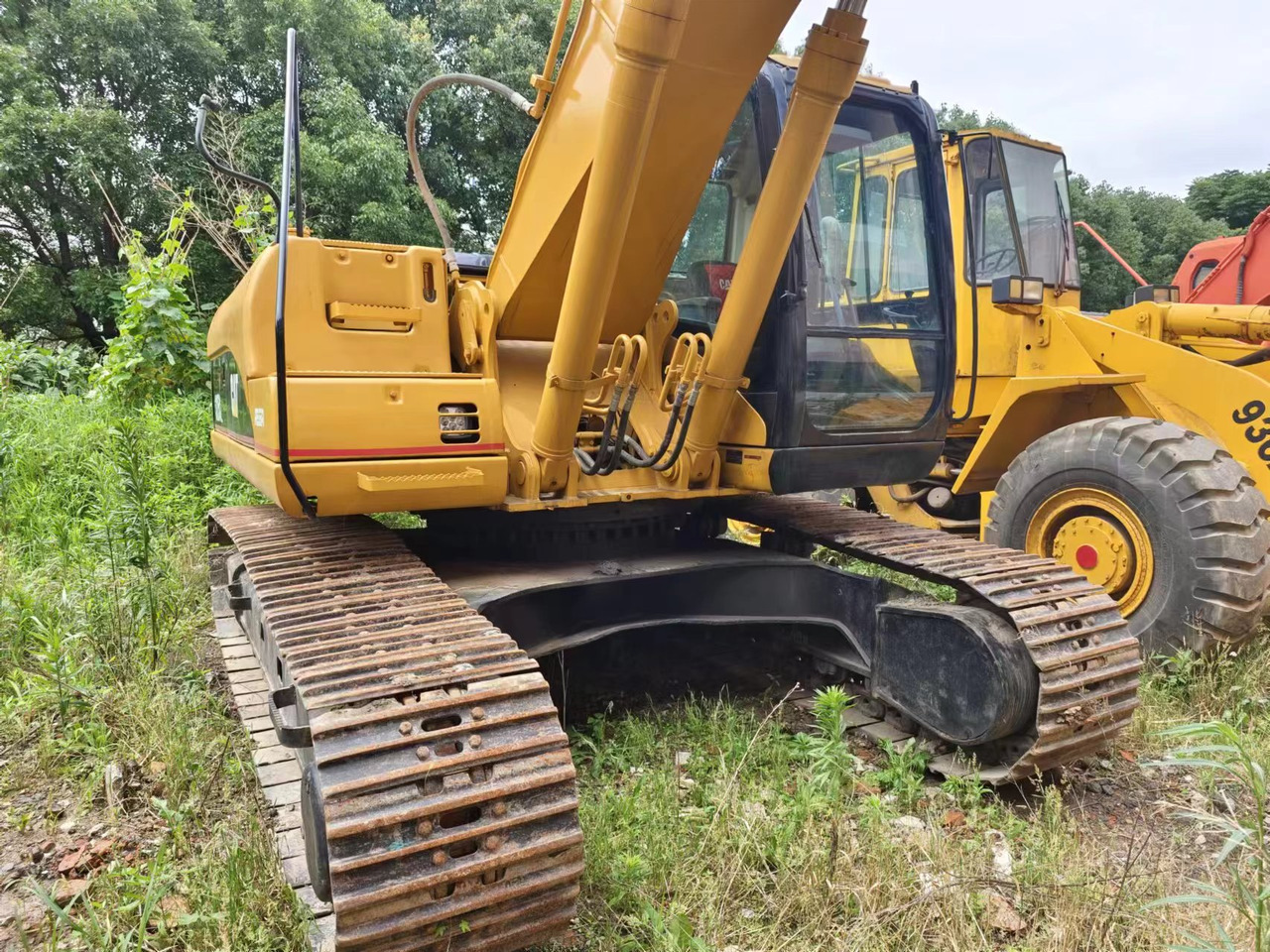 Ekskavator perayap CATERPILLAR CAT 325C: gambar 8