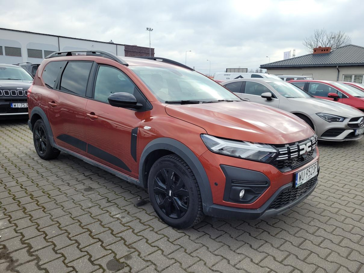Mobil DACIA JOGGER MINIVAN: gambar 1