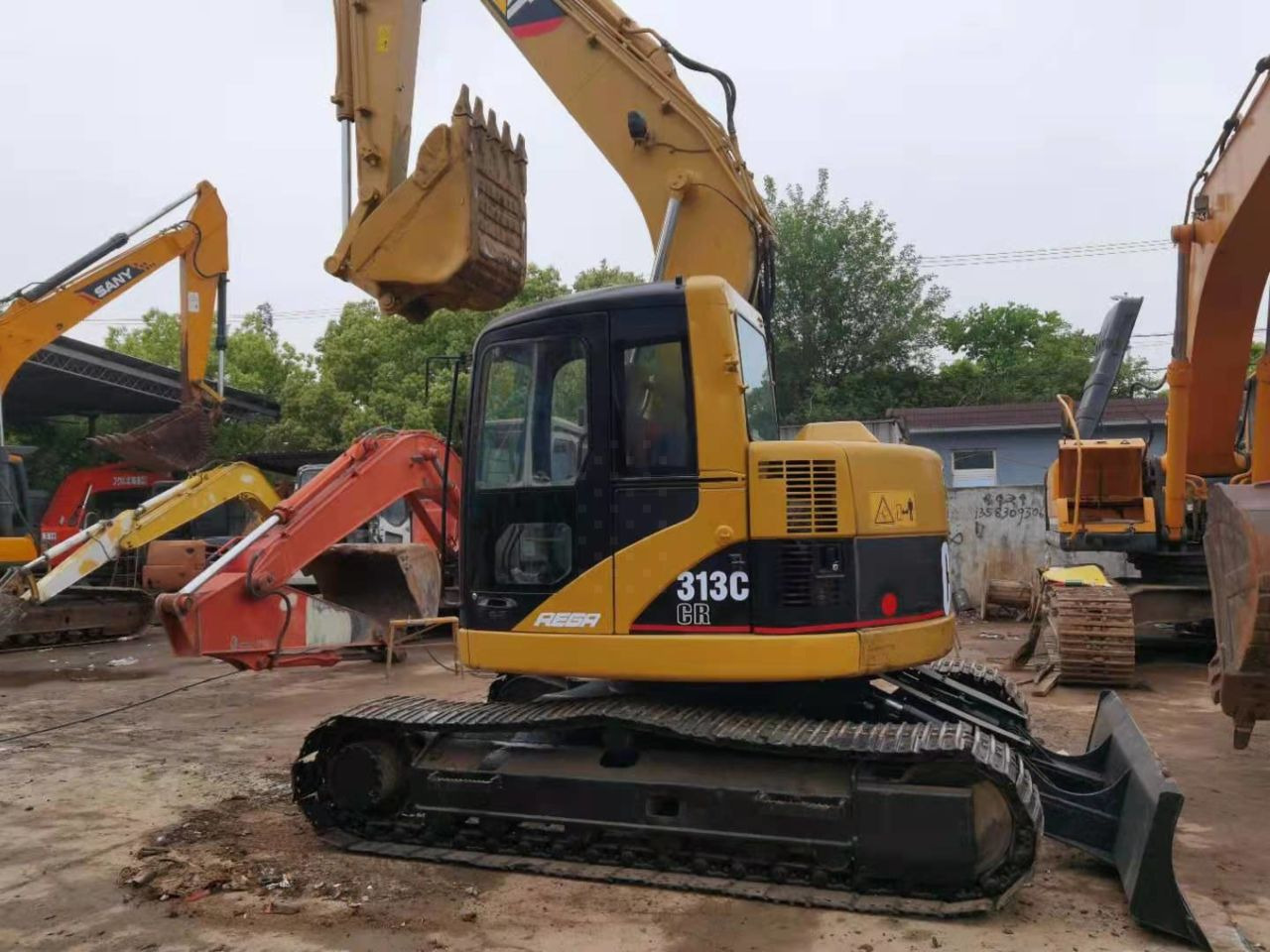 Ekskavator perayap Caterpillar 313C: gambar 9