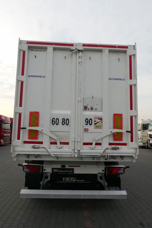 Semi-trailer dengan terpal samping Benalu WYWROTKA 59 m3 / ALUFELGI / 2021 ROK / MAŁO UŻYW: gambar 6