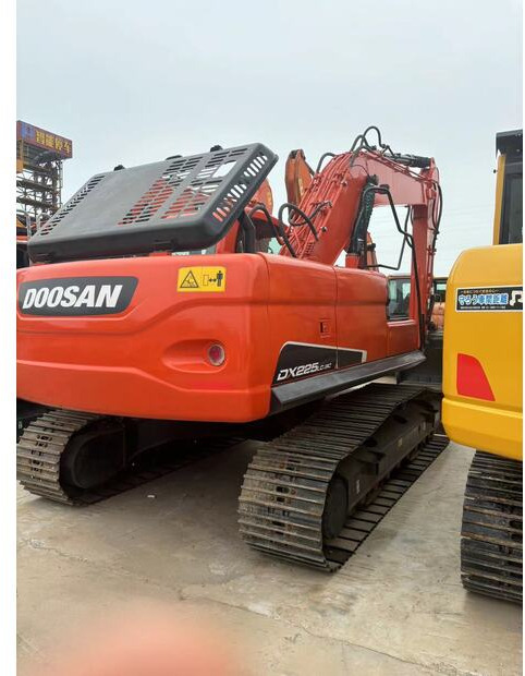 Ekskavator perayap 2022 Doosan DX225-9: gambar 12