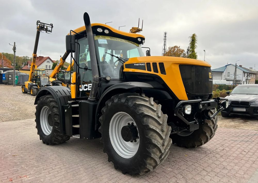 Traktor JCB Fastrac 3230 Sisu Xtra: gambar 7