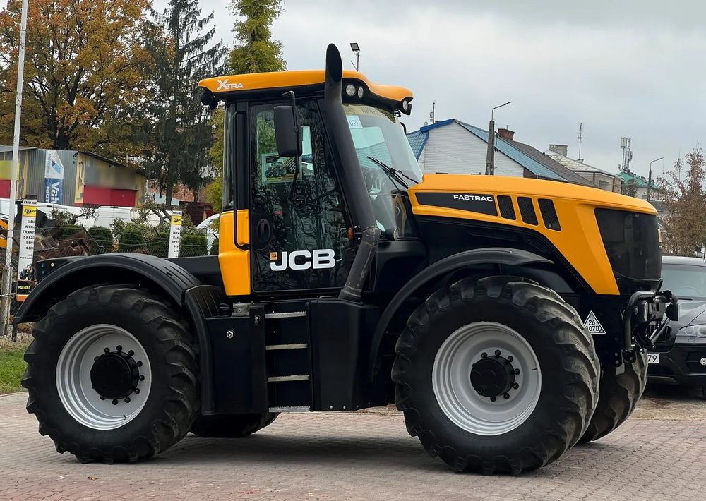 Traktor JCB Fastrac 3230 Sisu Xtra: gambar 12