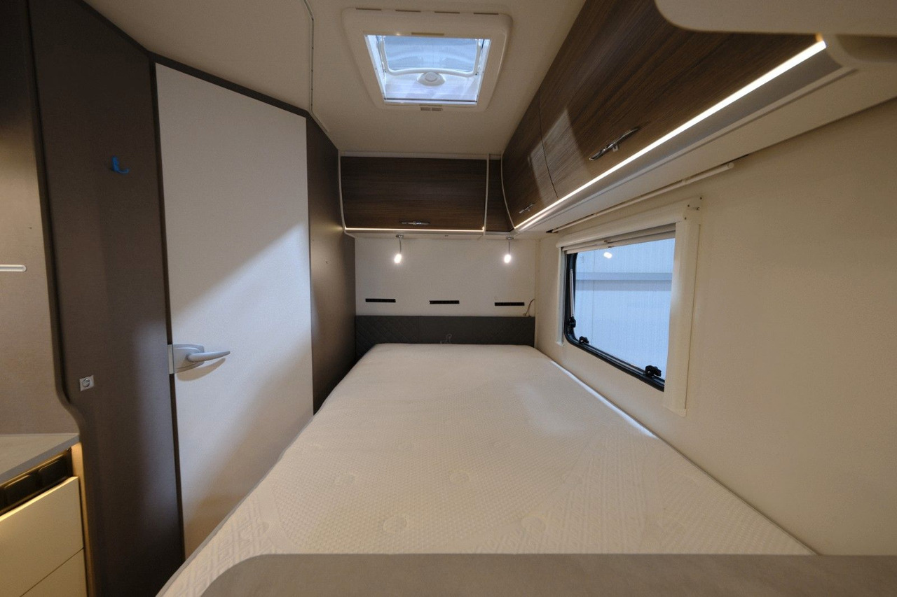 Mobil rumah semi-terintegrasi baru Etrusco T 5900 FB/1.Hand/Festbett/Klima/Markise/Finanz. Etrusco T 5900 FB/1.Hand/Festbett/Klima/FINANZIERUNG: gambar 16