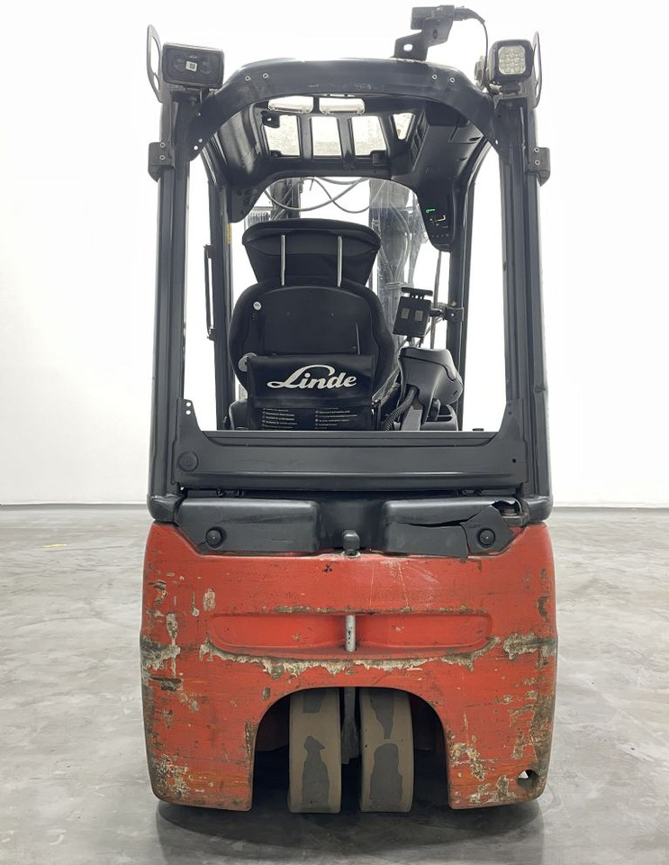 Forklift listrik Linde E16-02-386: gambar 6