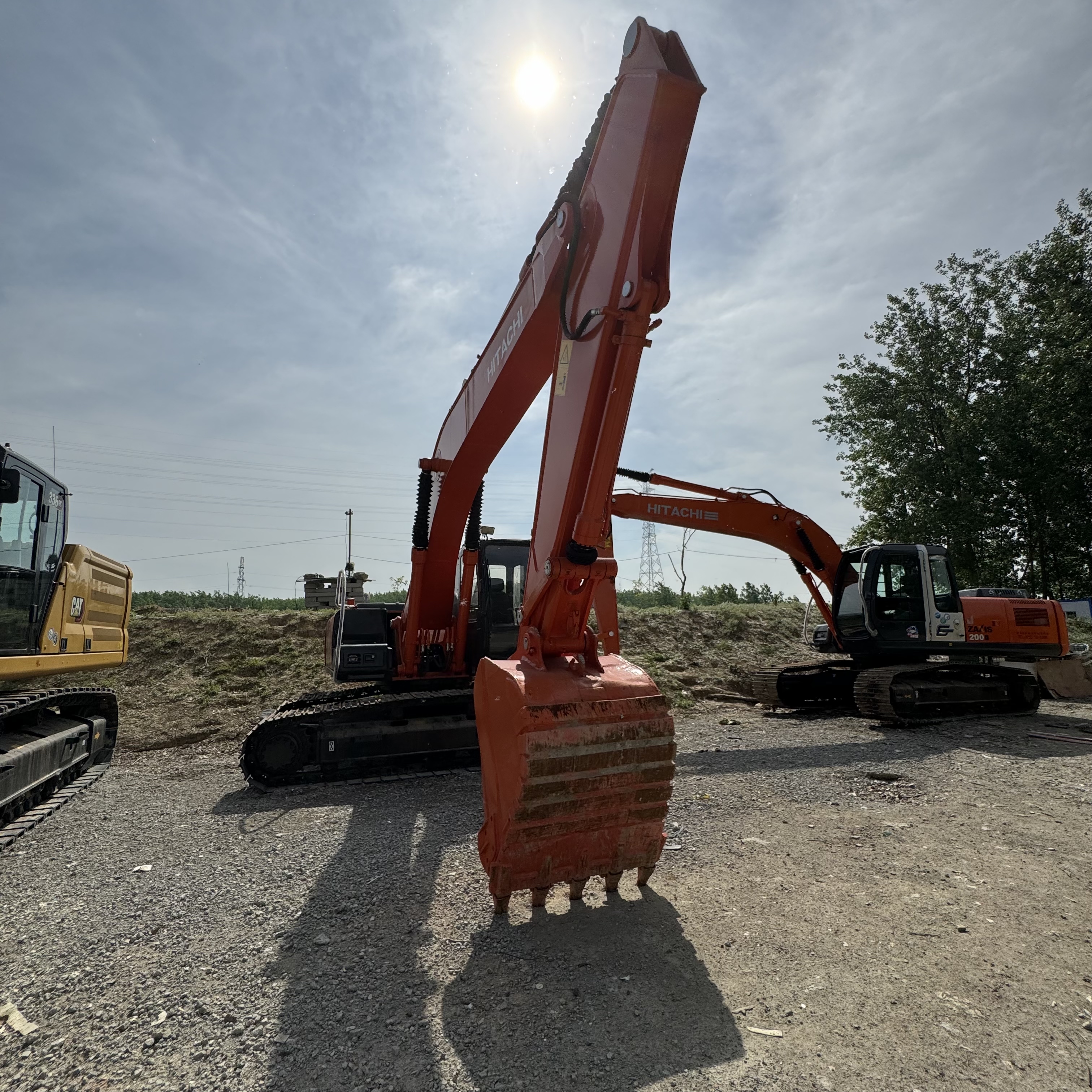 Ekskavator perayap HITACHI ZX200: gambar 8