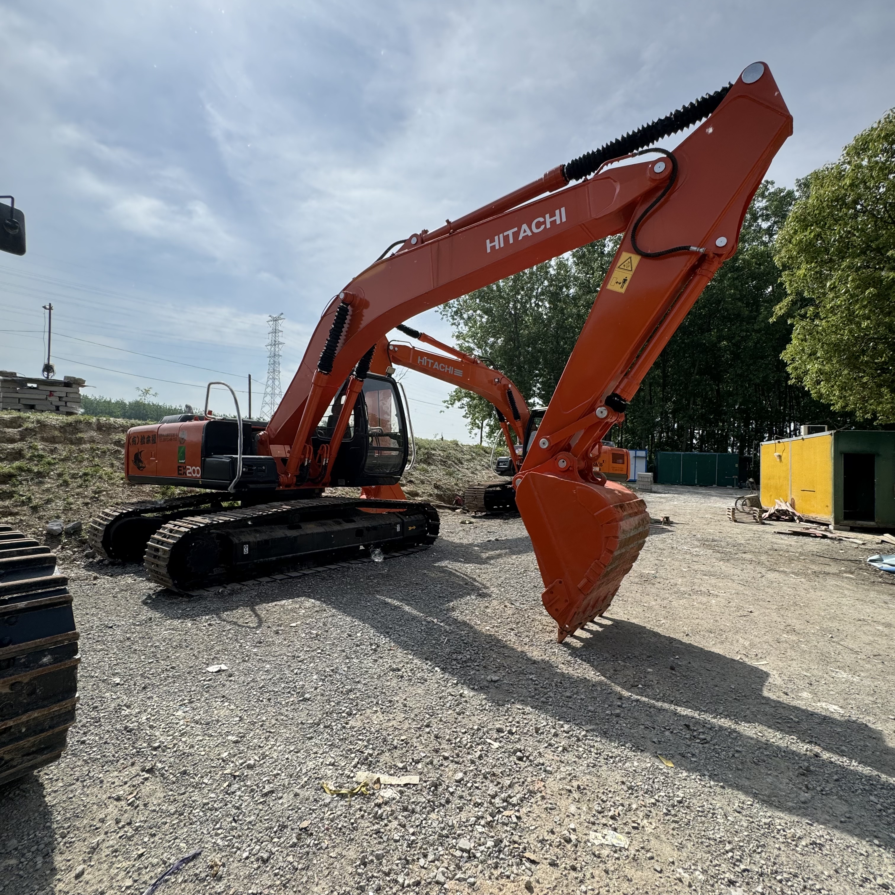 Ekskavator perayap HITACHI ZX200: gambar 7