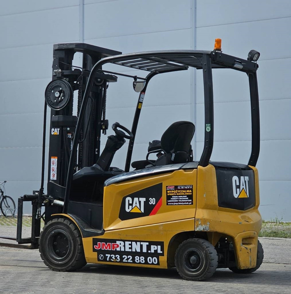 Forklift listrik CAT EP 30 CN: gambar 7