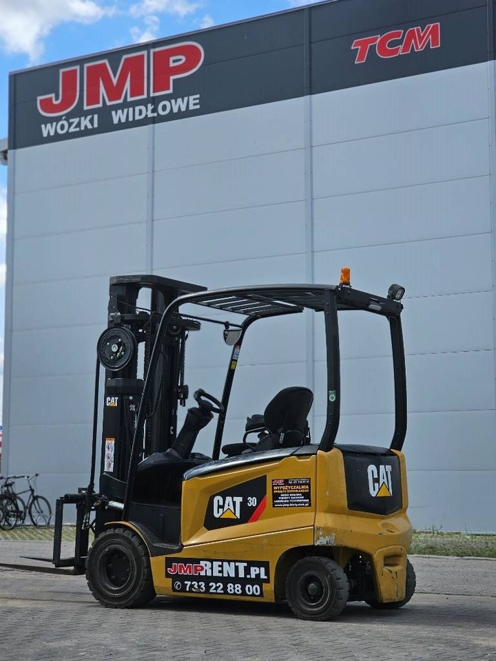 Forklift listrik CAT EP 30 CN: gambar 6