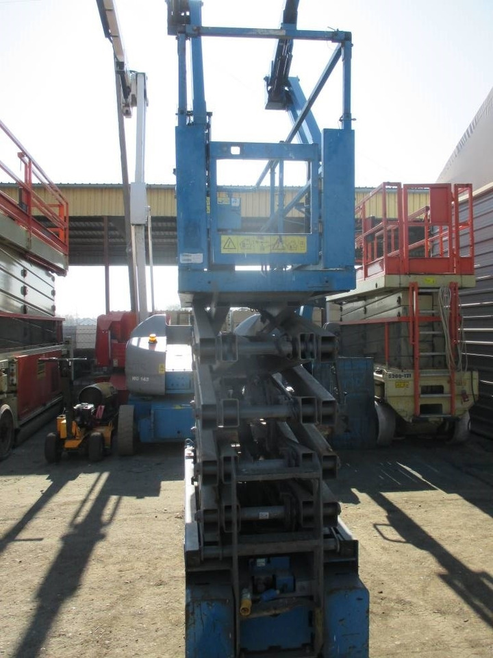 Scissor lifts Genie GS 3232: gambar 7