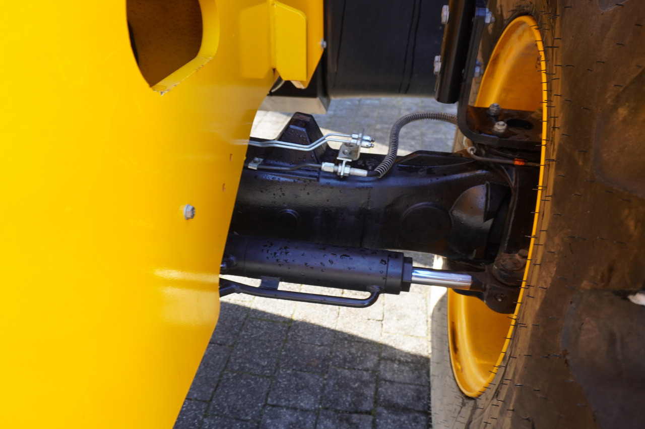 Loader depan teleskopik JCB 540-170 Telescopic Loader / 17m / joystick: gambar 34