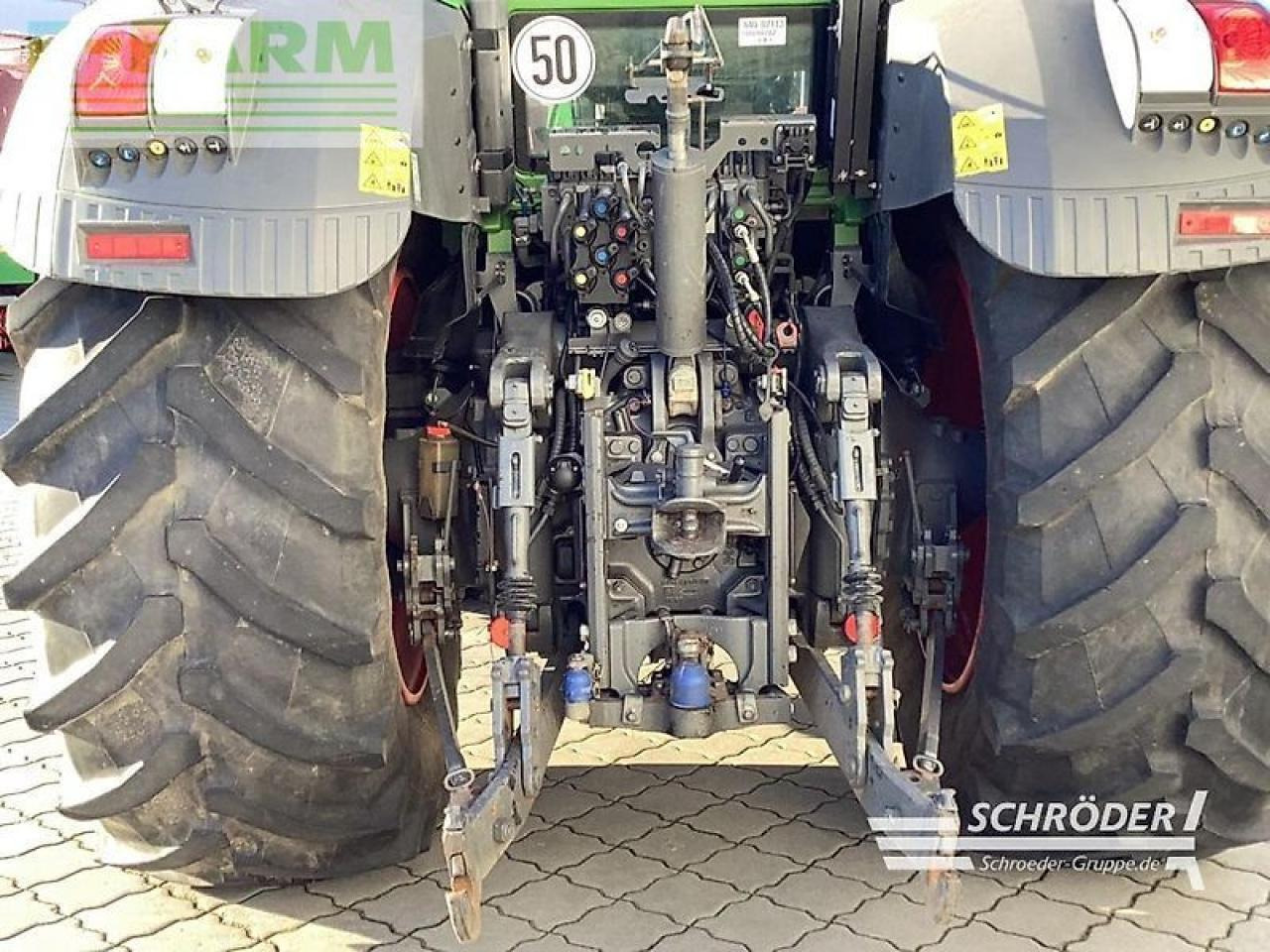 Traktor Fendt 824 vario s4 profi plus ProfiPlus: gambar 7