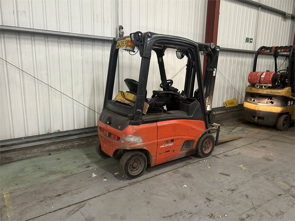 Forklift listrik Linde E16P-01: gambar 6