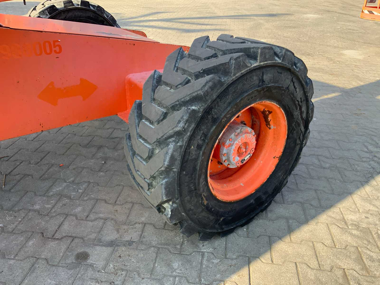 Platform pengangkat JLG 460SJ: gambar 25