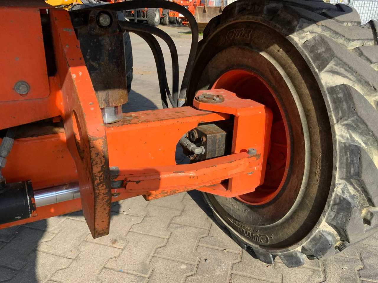 Platform pengangkat JLG 460SJ: gambar 24