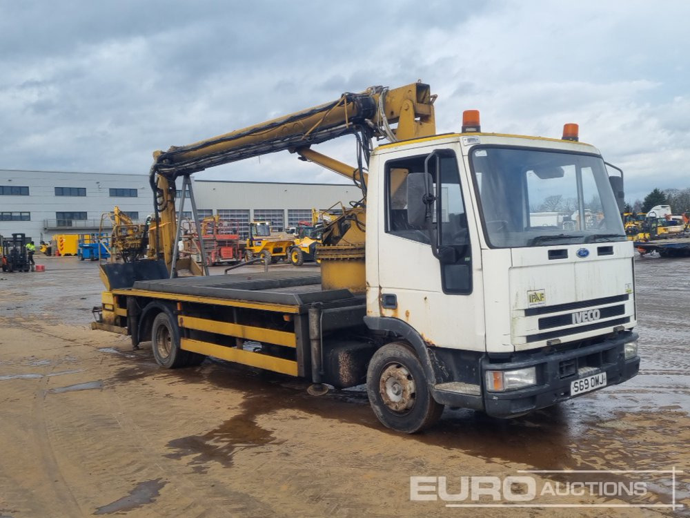 Platform udara yang dipasang di truk 1998 Iveco 4x2 Access Platform Truck, Stabilisers, Manual Gearbox (DVLA SCRAPPED MARKER): gambar 7