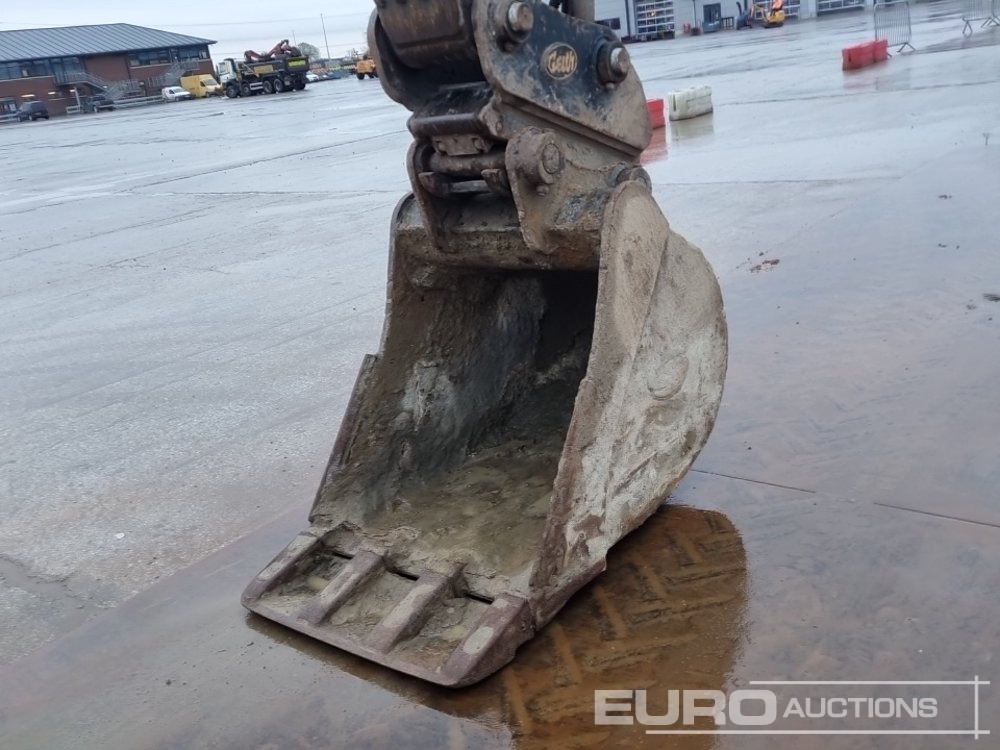 Ekskavator perayap 2019 Volvo EC220EL: gambar 22