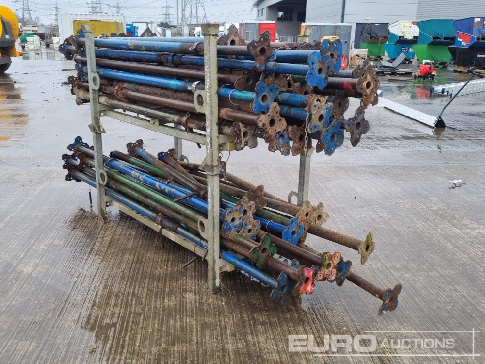 Membangun inventaris Stillage of Acro Props (2 of): gambar 8